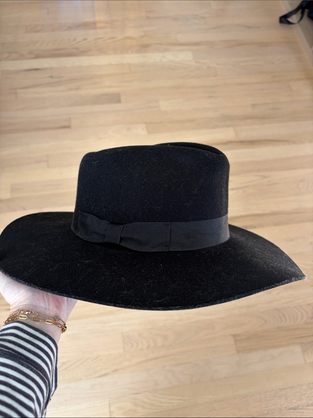 Urban Outfitters Black Wool Wide-Brim Fedora Hat
